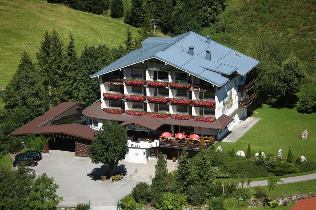 Garni Hotel Wildanger Zoblen Exterior photo